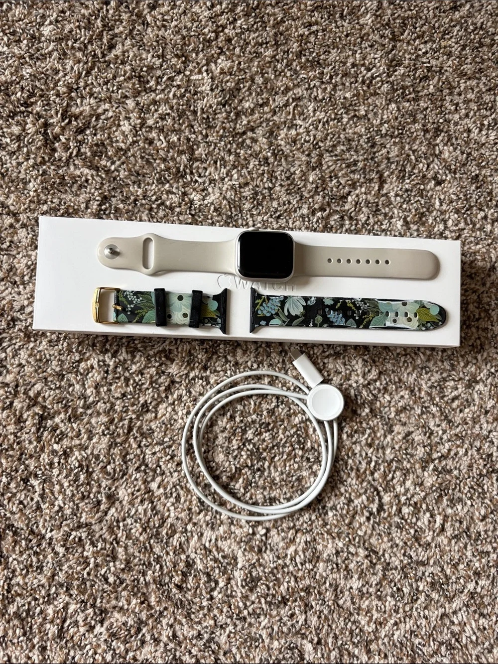Apple Watch Series 7 Starlight Aluminum Case with Starlight Sport Band